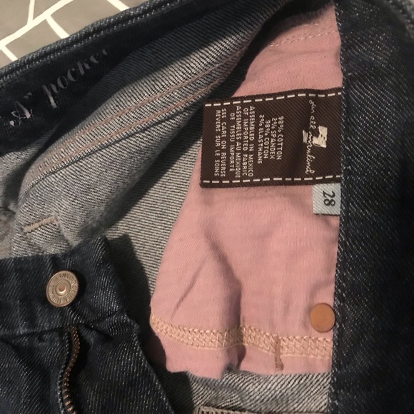 7 For All ManKind - Picture 4 of 4